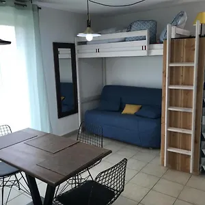 https://appartement-studio-a-terre-de-france.midi-pyreneeshotels.com