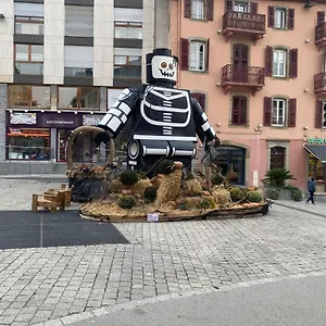 https://mandana.hotels-rhonealpes.com